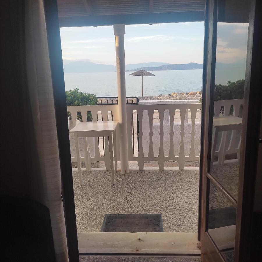Alexia'S Beach House Kato Assos Exterior photo